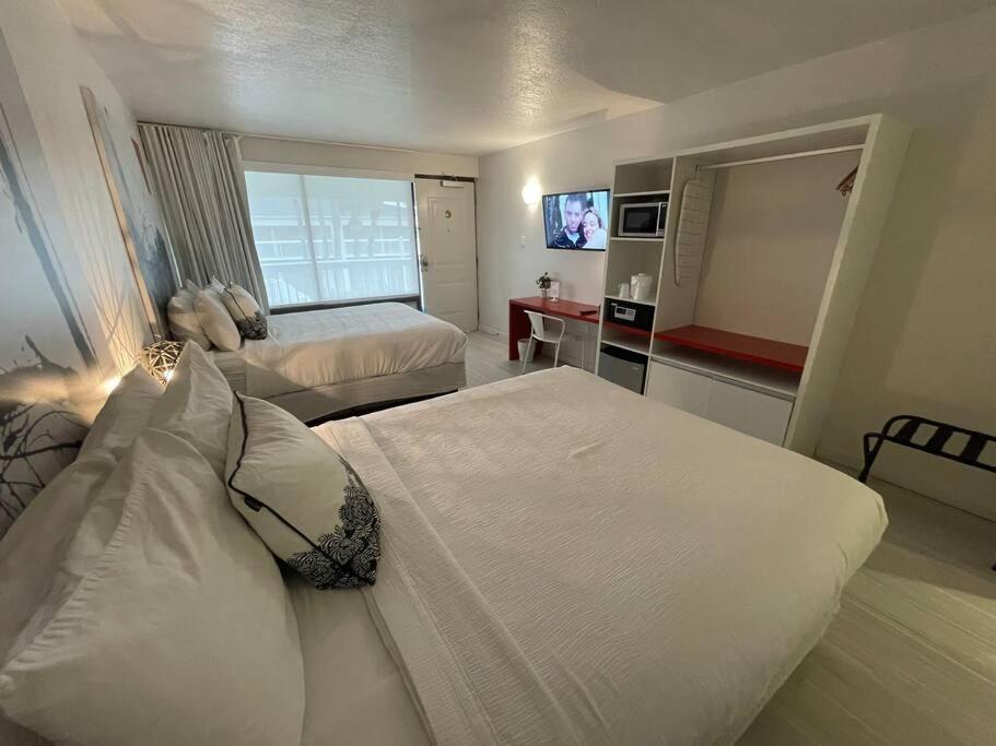 Newly Room In Cozy Hotel With Super Location To The Parks キシミー エクステリア 写真